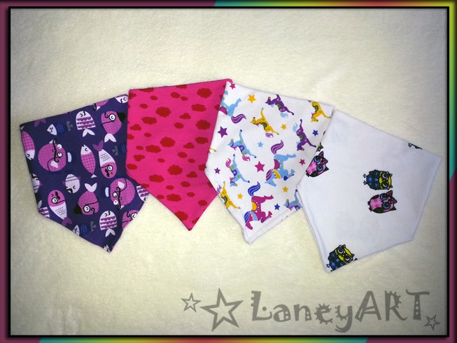 Näh-Anleitung: Schönes Halstuch / Dreieckstuch Näh-Anleitung: Schönes Halstuch / Dreieckstuch