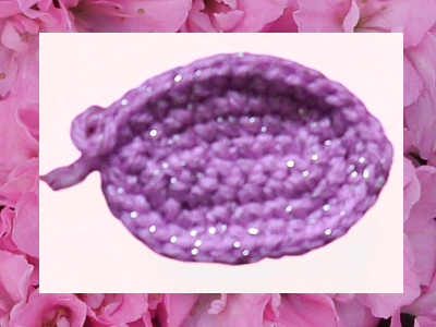 Blog-Inhaltsbild für 'Kostenlose Häkelanleitung für Osterhase und Körbchen aus Wollresten.'