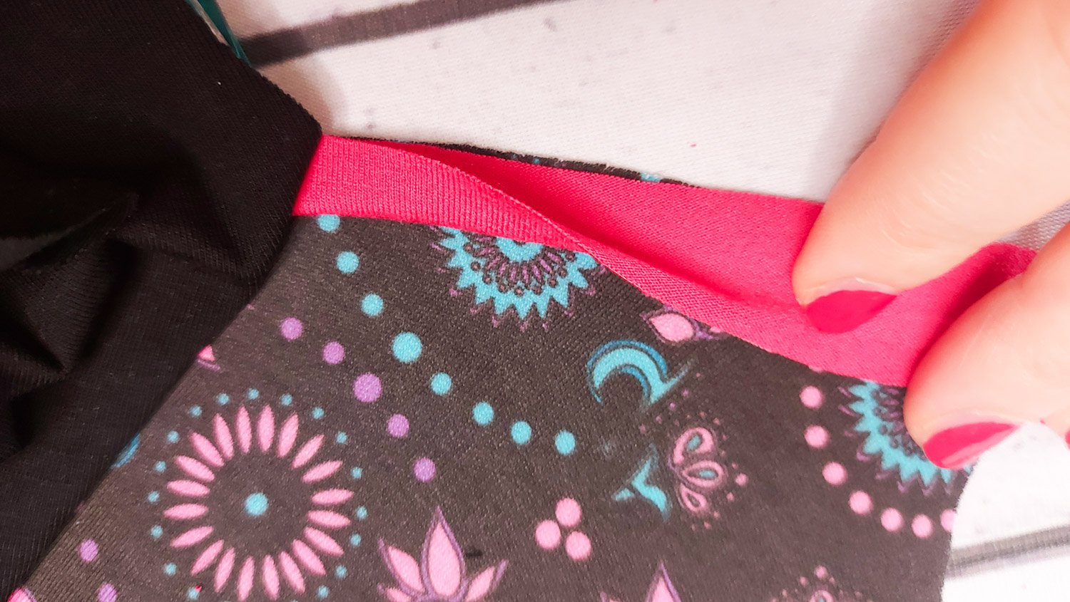 Blog-Inhaltsbild für 'Fake-Paspel nähen'