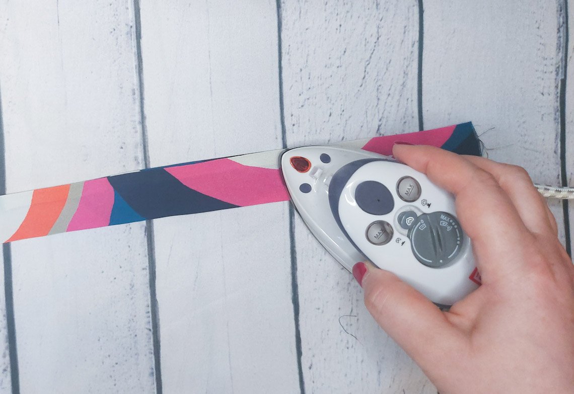 Blog-Inhaltsbild für 'Scrunchies nähen: Kostenlose Anleitung für 3 Größen'