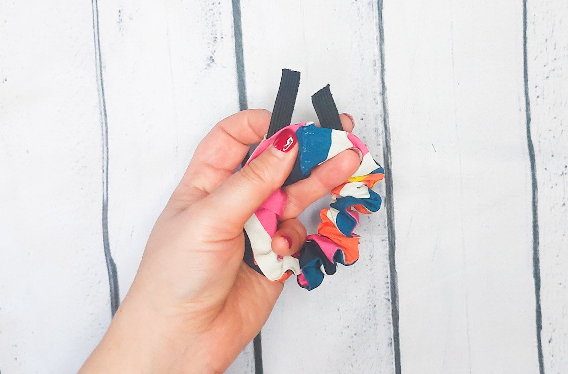 Blog-Inhaltsbild für 'Scrunchies nähen: Kostenlose Anleitung für 3 Größen'