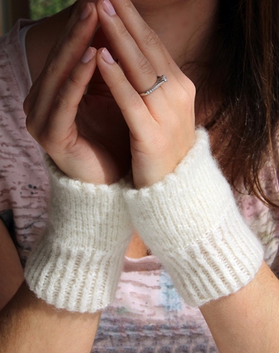 Blog-Inhaltsbild für 'Kostenlose Strickanleitung - Pulswärmer Deluxe'