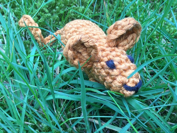 kostenlose Häkelanleitung Amigurumi kleine Frühlingsmaus