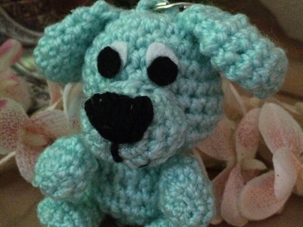 Kostenlose Häkelanleitung - Kleines Hündchen -Schlüsselanhänger