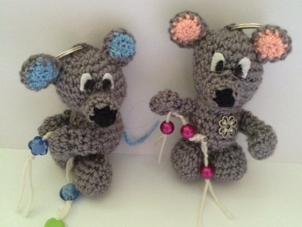 Kostenlose Häkelanleitung - Kleiner Mäuse Schlüsselanhänger