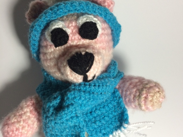 Kostenlose Häkelanleitung - Kleines Winterbärchen