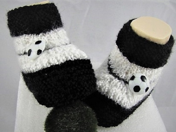 Kostenlose Anleitung Babyschuhe Fussball