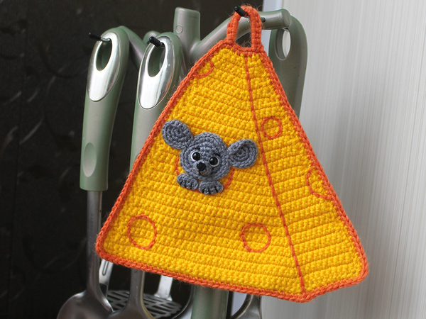 «Mouse in Cheese» Potholder