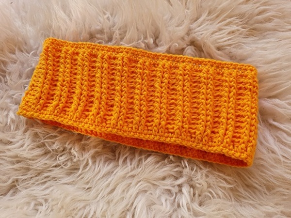 Kostenlose Häkelanleitung für das Stirnband "Stripes"