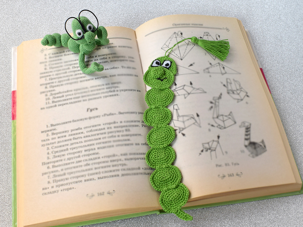 Lesezeichen  «Bücherwurm»