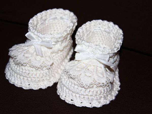 Kostenlose Häkelanleitung für Babyschuhe