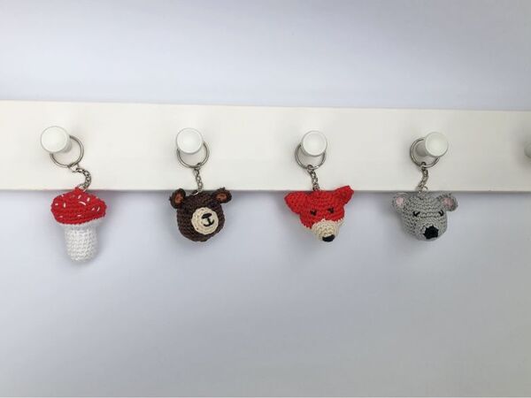 Häkelanleitung Schlüsselanhänger Wald