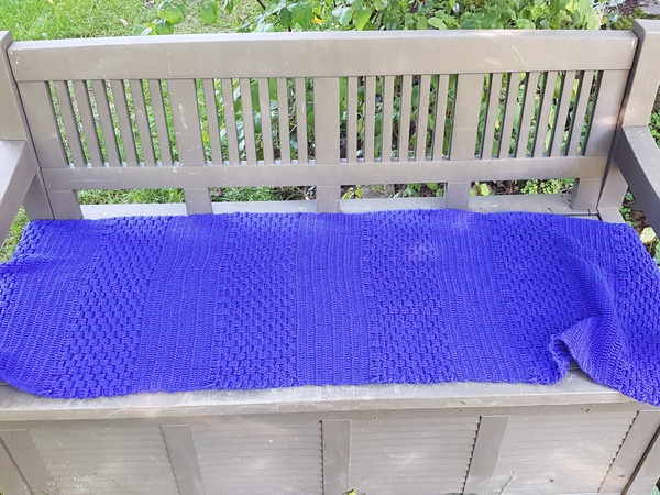 Überall unterwegs - Sitzdecke für Auto, Gartenbank und Picknick