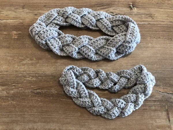 Geflochtenes Stirnband häkeln - für Mama und Tochter das perfekte gemeinsame Outfit