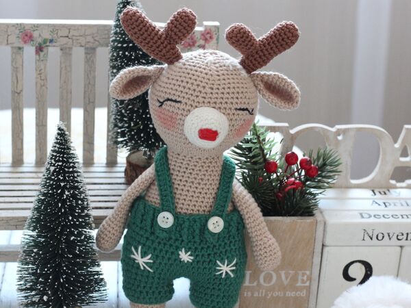 Rentier häkeln. Kostenlose Anleitung