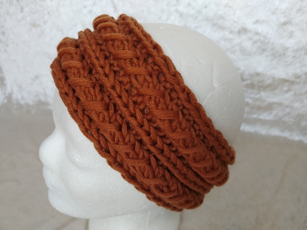 Kostenlose Strickanleitung Stirnband Verschlungen