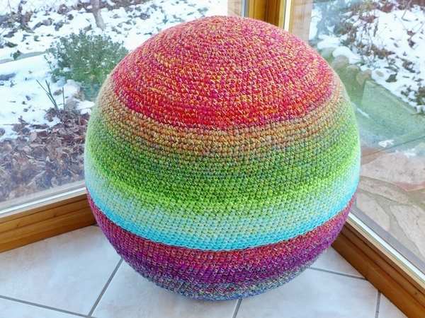 Kostenlose Häkelanleítung Bezug für Sitzball aus Wollresten
