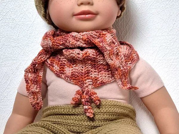 Kostenlose Häkelanleitung für ein fixes flaches Dreieckstuch „Coole Kids“