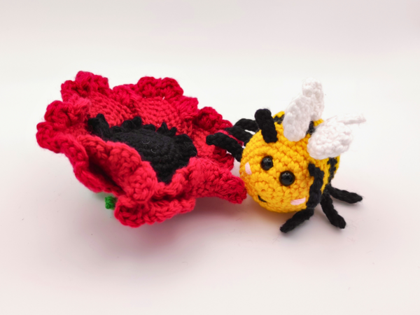 Crochet Pattern: Little Bee & Poppy Flower