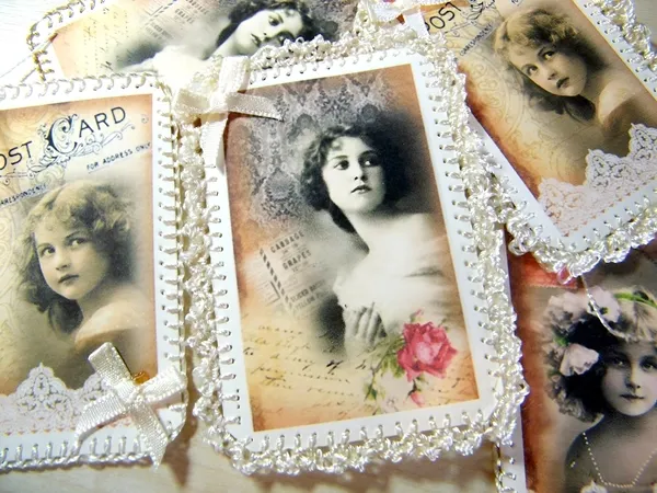 DIY: Individuelle Geschenkanhänger mit Zierrand