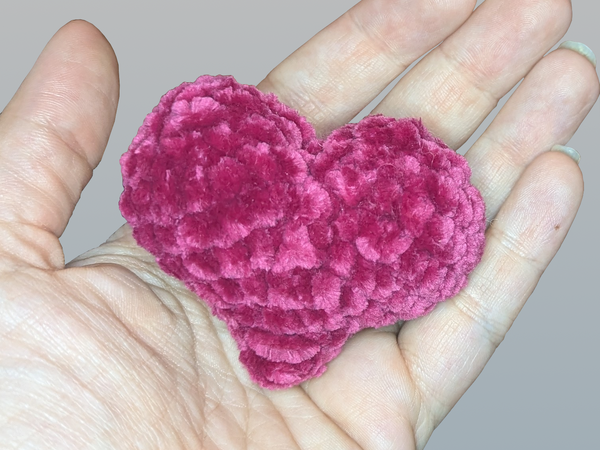 Kostenlose Häkelanleitung Kuschelherzchen