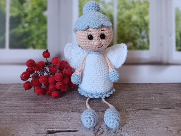 24 Kostenlose Häkelprojekte für die Adventszeit: Projekt 14. Engel häkeln