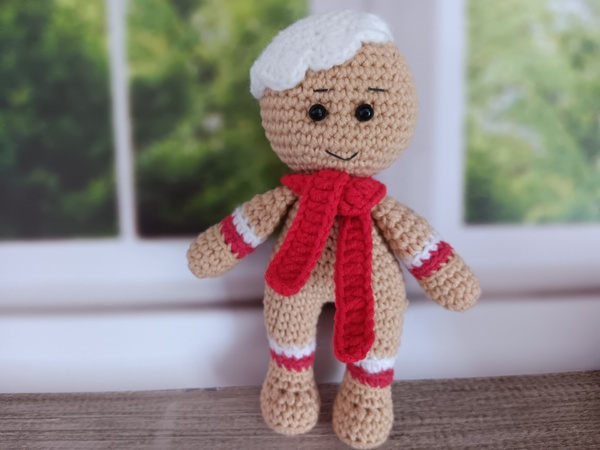 24 Kostenlose Häkelprojekte für die Adventszeit: Projekt 19. Lebkuchen häkeln