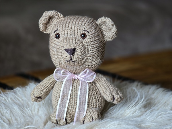 Kostenlose Strickanleitung für den Bär "Bella"
