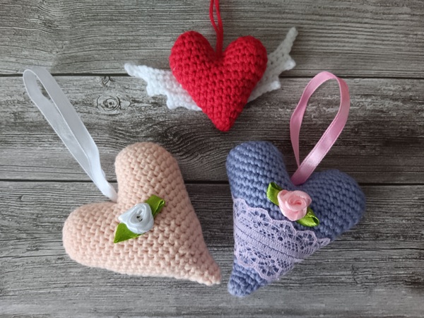 Free Crochet Pattern for Hearts