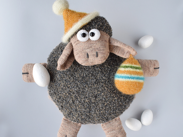 Strickanleitung für ein Kissen „Schaf“