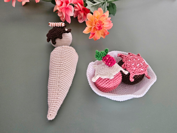 Crochet Ice Cream Shop Play Set – Free Pattern for Play Kitchen, Pretend Shop & Children’s Day
