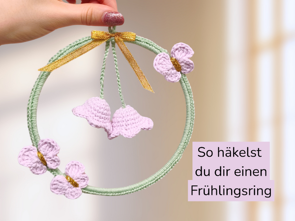 Kostenlose Häkelanleitung - Dekoring mit Schmetterlingen und Blume