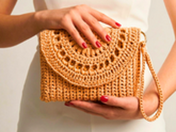 Soft or Twisted Raffia? How to Choose the Best Raffia for Crochet Bags