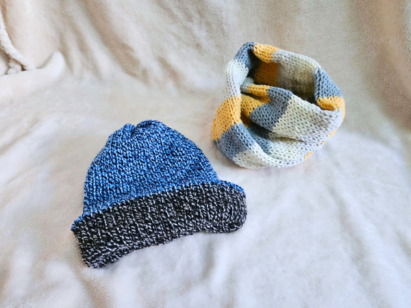 Knitting Machine Guide #2: First Projects (Beanie & Cowl)