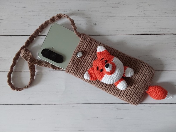 Fox Phone Case. Free Crochet Pattern for Cell Phone Pouch