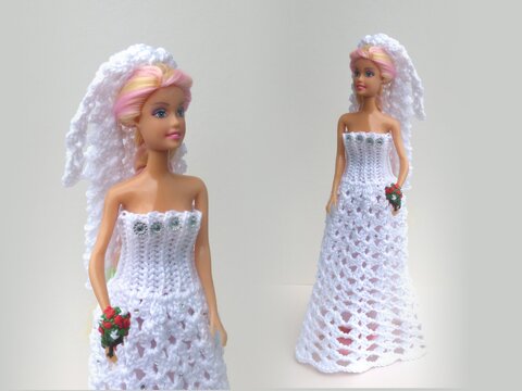 Puppenkleidung aus Wolle