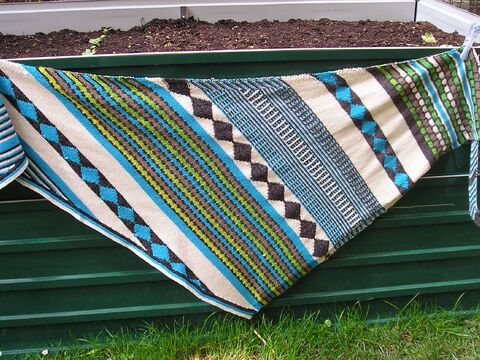 Stickanleitungen Dreieckstücher