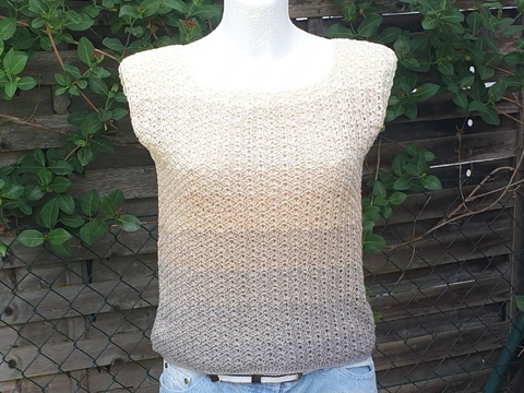 Gehäkelte High Fashion: Die neue Damen-Kollektion von smartstitches_diy 🧶