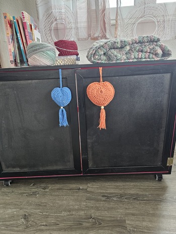 Die Anleitung ist total verständlich. Und sooooo schöne Herzen geworden.