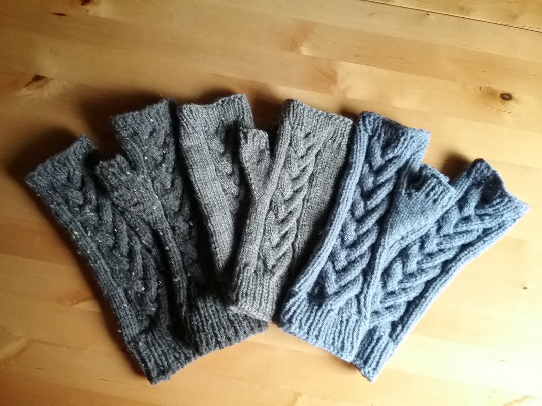 Handstulpen/Pulswärmer &quot;Herbstwind&quot; - Erwachsene, gestrickt