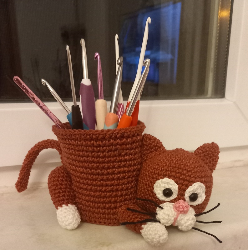 Katzen Stift/Nadelhalter - Häkelanleitung