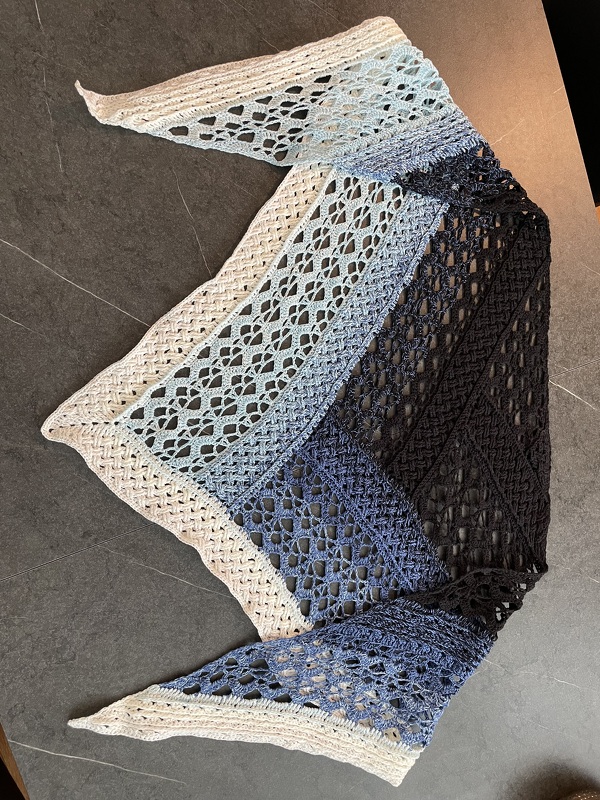 Crochet Pattern Triangular Scarf &quot;Metis&quot;