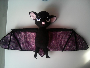 Hat Spaß gemacht nach dieser tollen Anleitung zu arbeiten ! Ist schon meine 3. Fledermaus