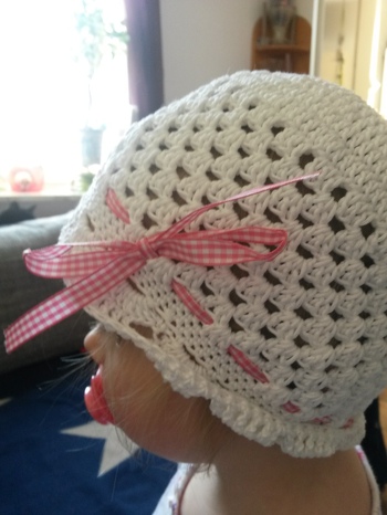 Die Anleitung ist sehr gut zu verstehen und einfach nach zuarbeiten .