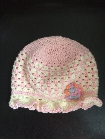 ging ganz einfach, mit den Farben gespielt und noch ein Blütchen dran...