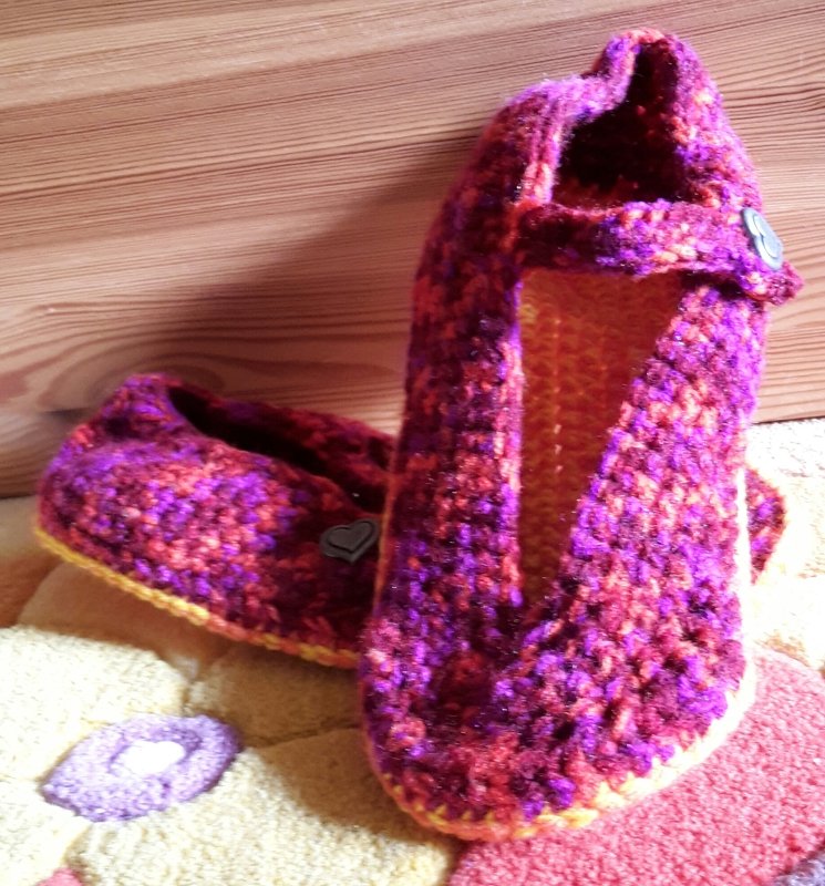 Häkelanleitung festliche Hausschuhe Größe 36-40