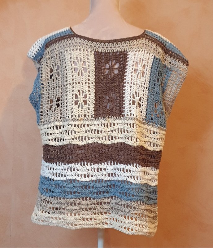 Crop Top: 4 Designs – 5 Farben - 1 Schnitt– Häkelanleitung