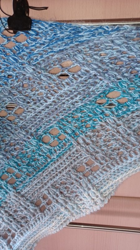 6-in-1 Anleitungspaket: Tücher, Schals und Loops "Rhea" und "Merope"