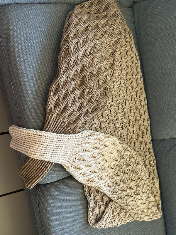 Häkelanleitung für den Ärmelschal "Wrap me"