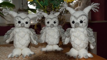 Nachdem der Türstopper fertig war, versuchte ich mich an der eigenen Miniausgabe etwa 15 cm groß. Mittlerweile sind es Drillinge geworden